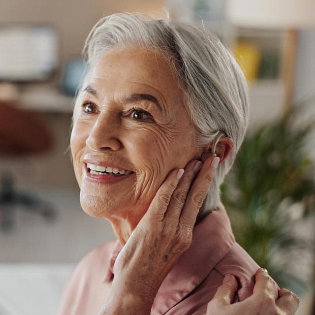 Le ayudamos a mejorar su audición para reconectar con el mundo